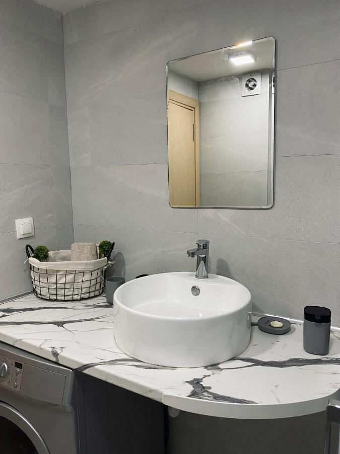 Sunshine Apartment Skopje Luaran gambar